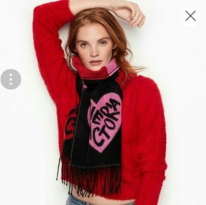 VS PINK WINTER ANGEL LOVE VICTORIA SCARVE